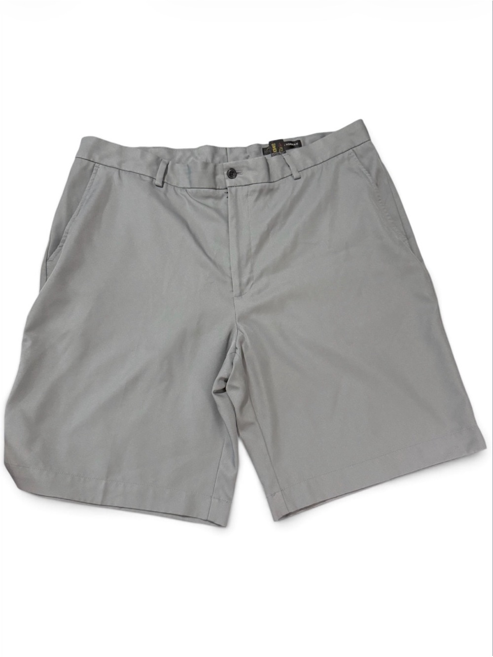 Greg Norman Men’s Gray Performance Golf Shorts Size 40 10” Inseam Flat Front